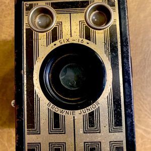 Vintage Brownie-Junior Six-16 Camera